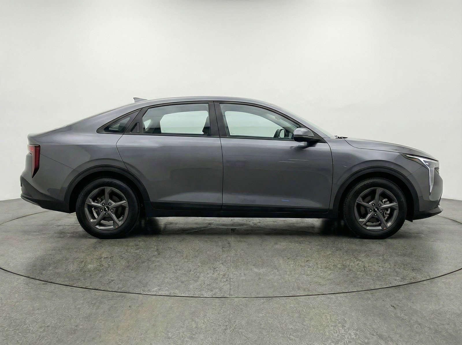 Used 2025 Kia K4 LXS image 11