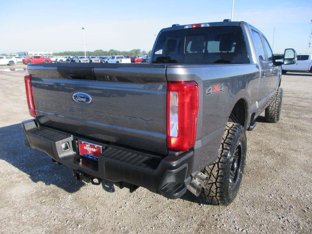 New 2026 Ford F250 XL w/ XL Off-Road Package AWD/4WD image 4