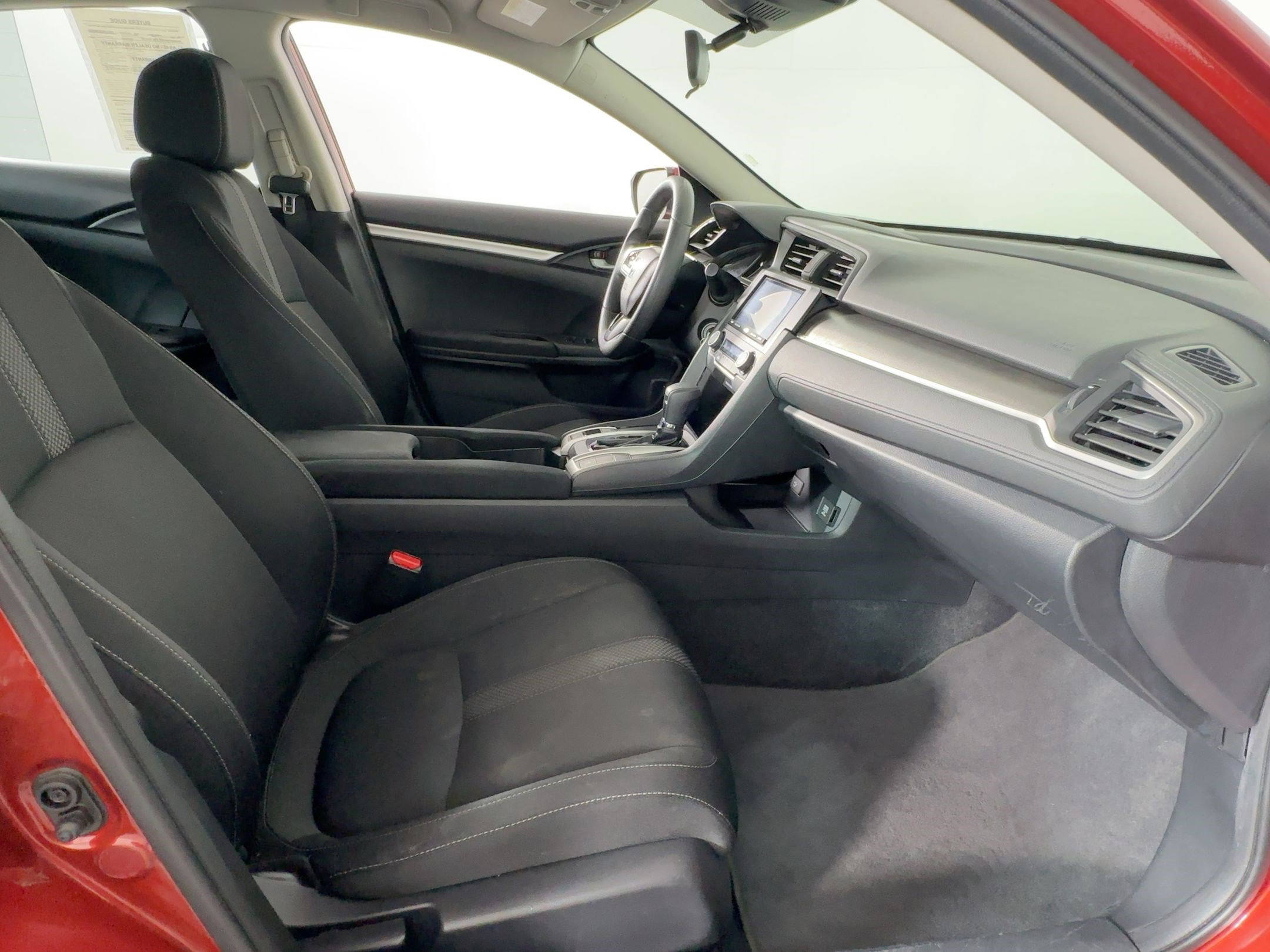 Used 2019 Honda Civic LX image 28