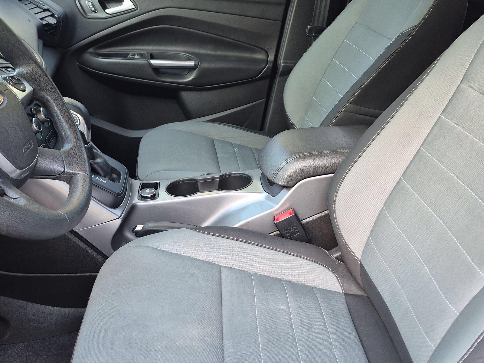 Used 2016 Ford Escape SE AWD/4WD image 17