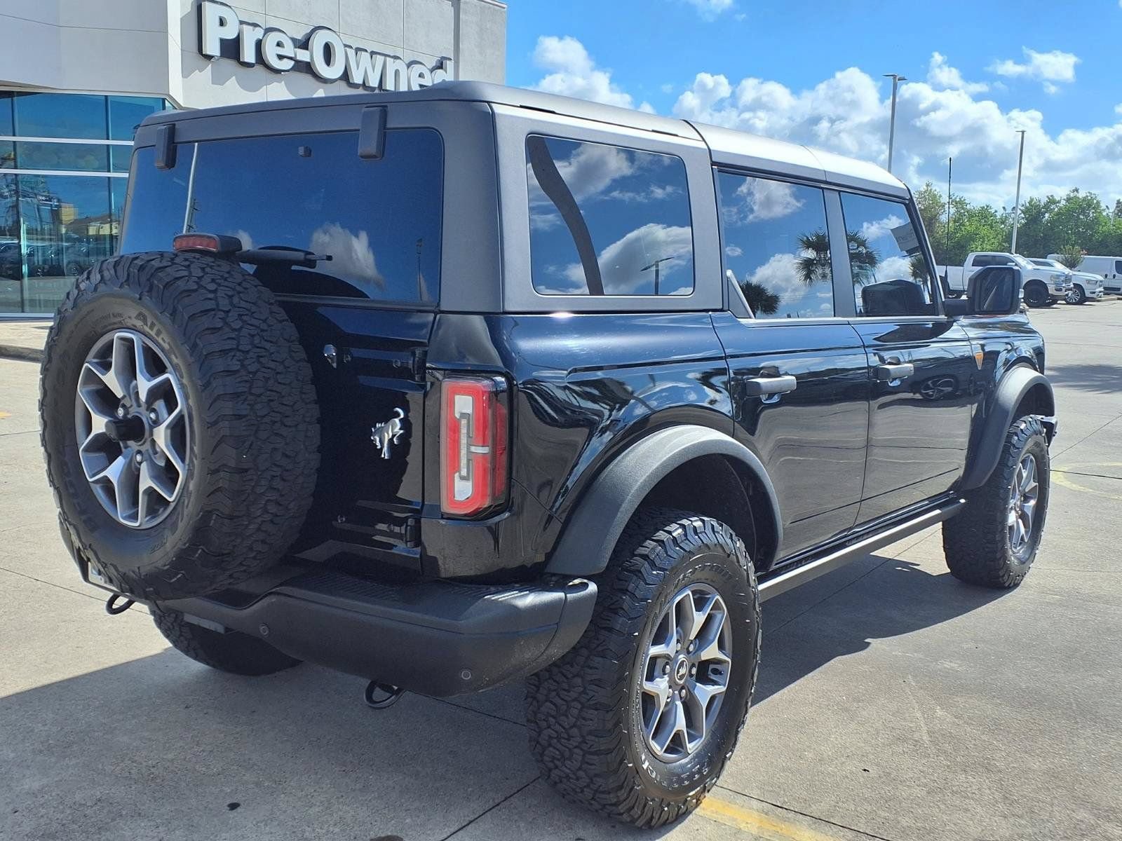 Used 2025 Ford Bronco Badlands AWD/4WD image 5