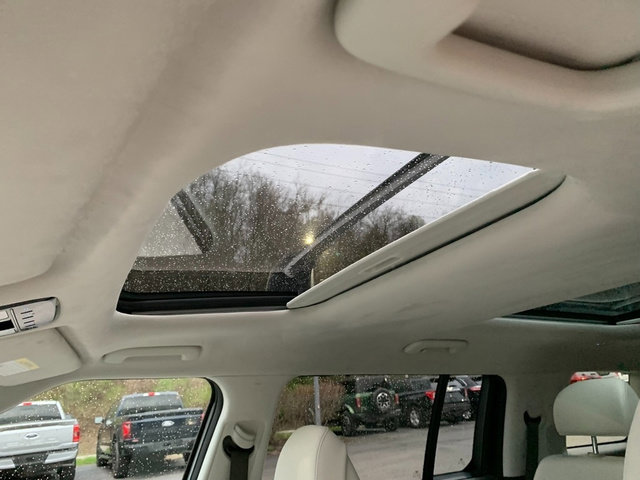 Used 2025 Hyundai Santa Fe Calligraphy image 26