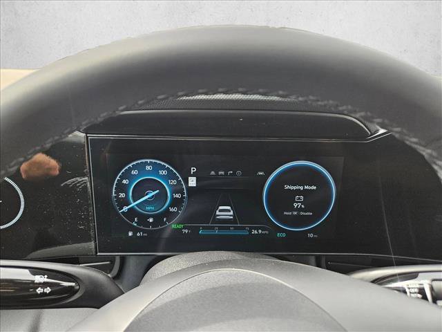 Used 2025 Hyundai Elantra SEL FWD image 16