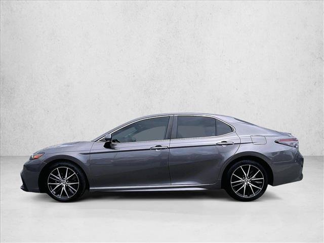 Used 2022 Toyota Camry SE w/ Audio Upgrade Package FWD image 6