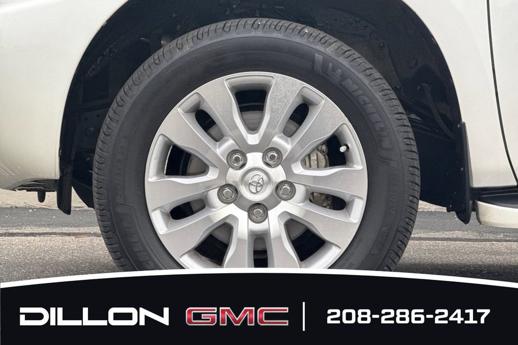 Used 2015 Toyota Sequoia Platinum AWD/4WD image 26