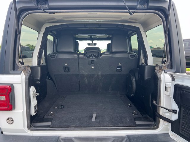 Used 2021 Jeep Wrangler Unlimited Rubicon AWD/4WD image 22