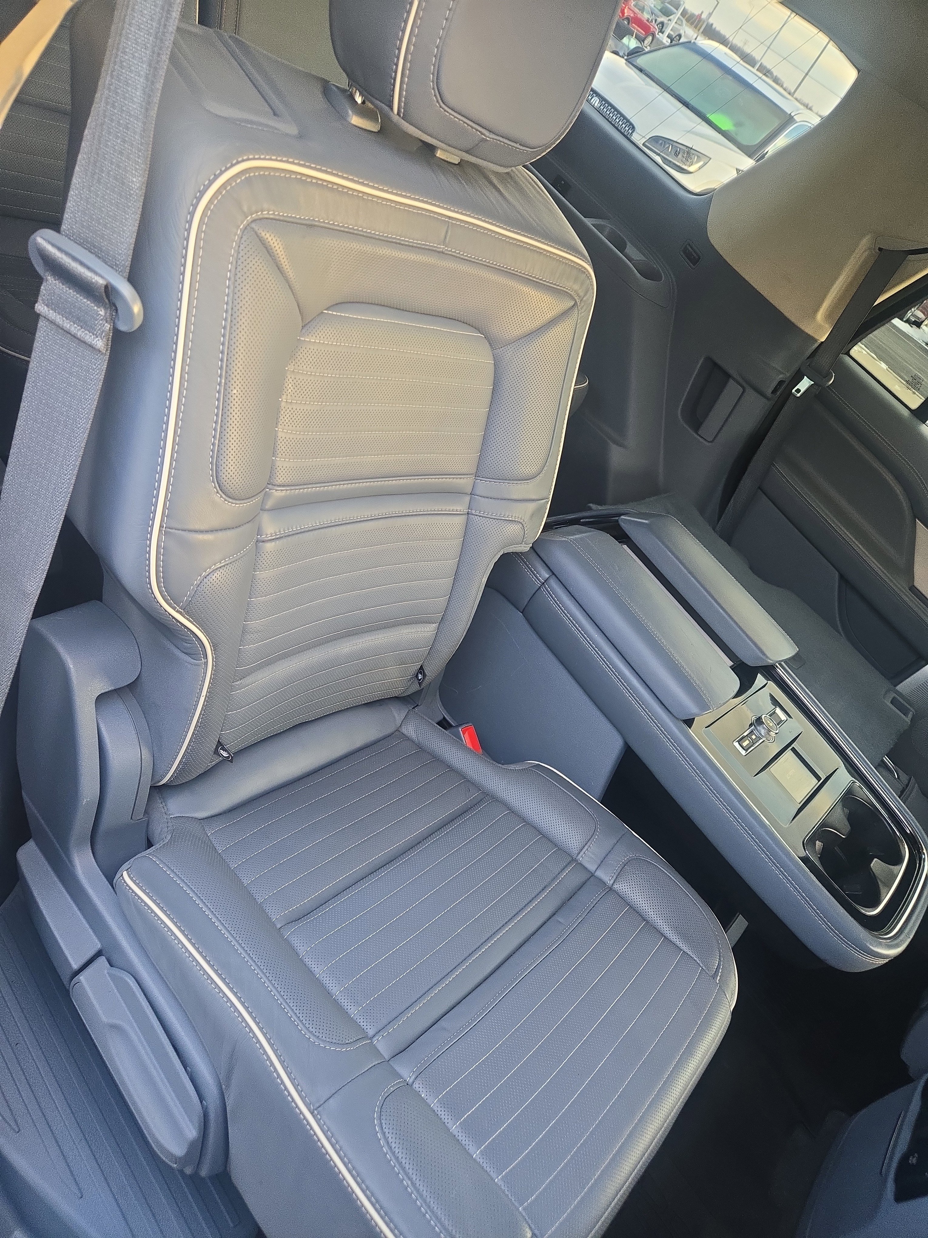 Used 2019 Lincoln Navigator Black Label w/ Cargo Package image 18
