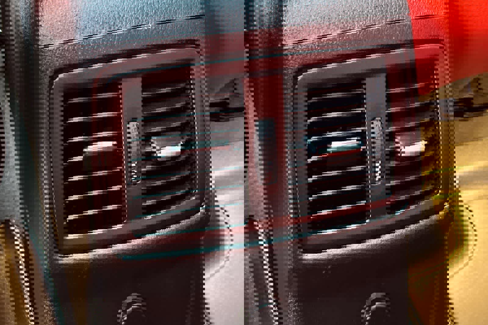 Used 2018 BMW X2 xDrive28i image 15