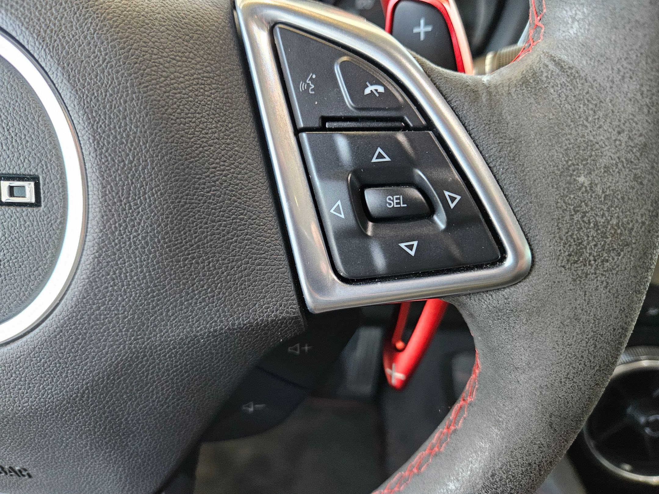 Used 2019 Chevrolet Camaro ZL1 image 19