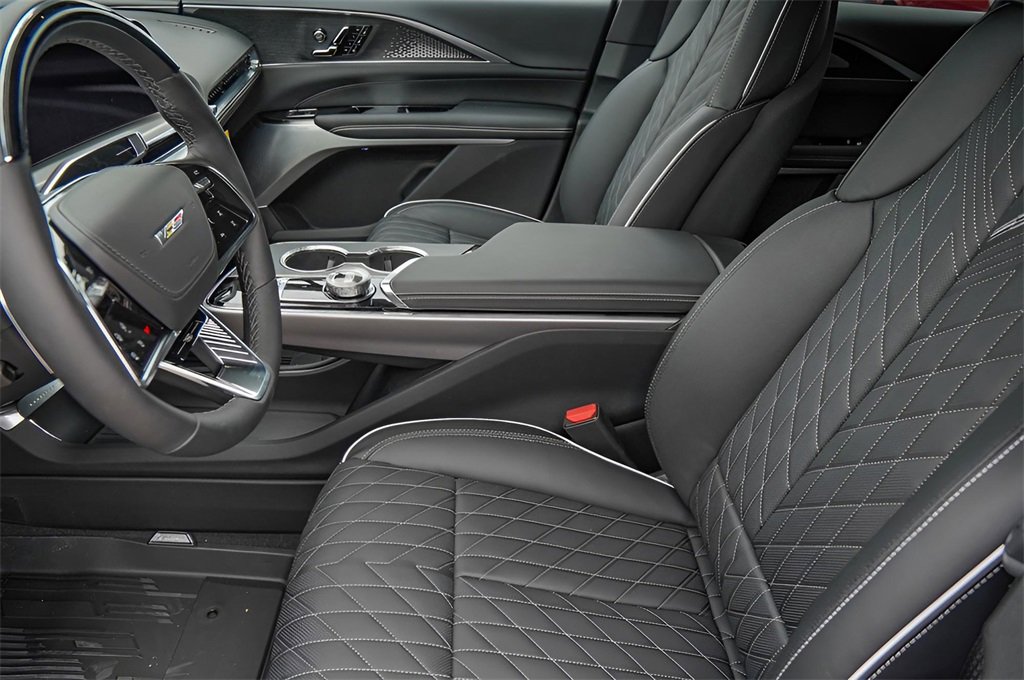 New 2026 Cadillac Lyriq V w/ LPO, Floor Liner Package image 8