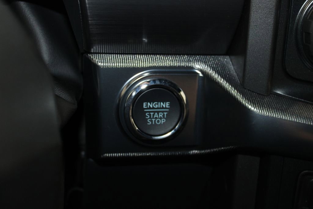 New 2025 Ford F150 Lariat w/ Equipment Group 501A Mid image 40