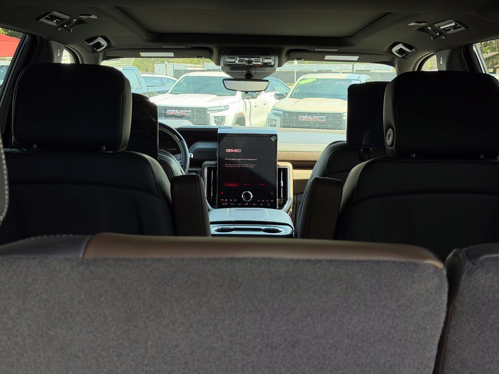 New 2027 GMC Yukon Denali Ultimate AWD/4WD image 9