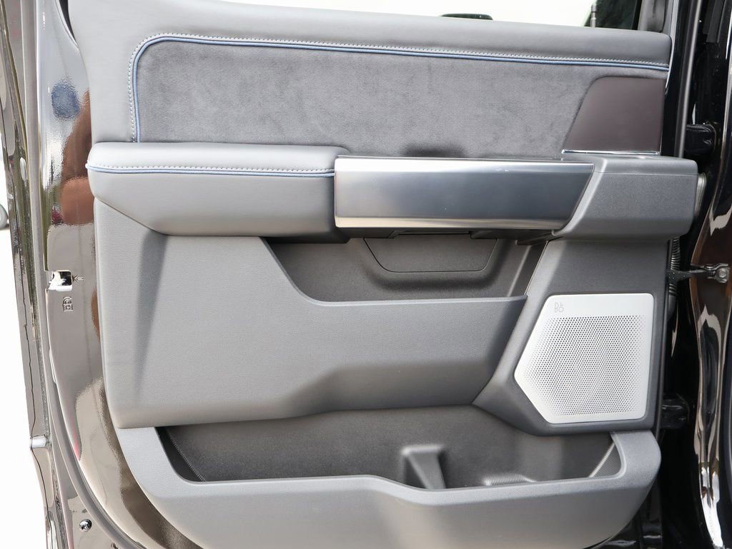 New 2026 Ford F250 Platinum image 17