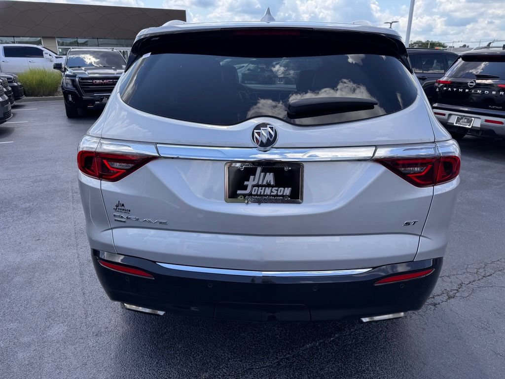 Used 2022 Buick Enclave Essence w/ Sport Touring Edition AWD/4WD image 4