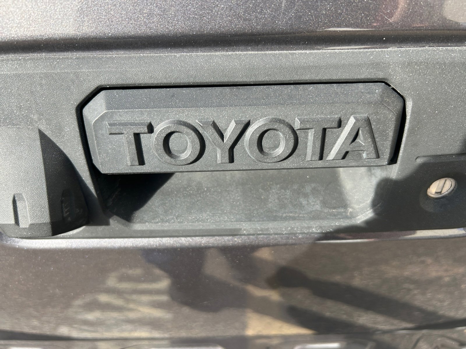 Used 2022 Toyota Tacoma TRD Off-Road w/ Technology Package image 28