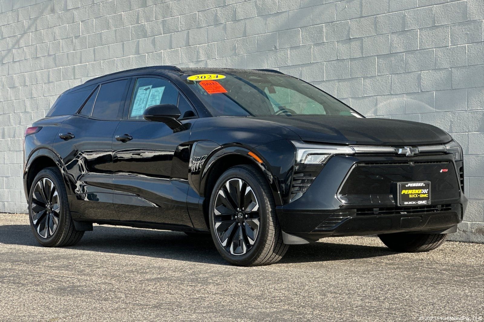 Certified 2024 Chevrolet Blazer EV RS image 1