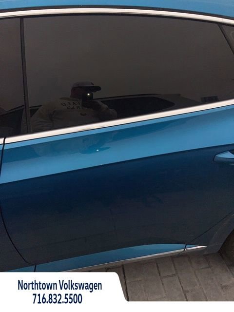 Used 2023 Volkswagen Arteon SEL image 2