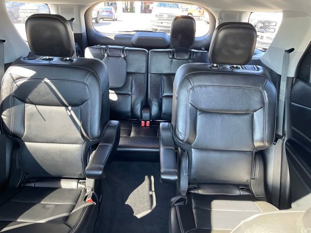 Used 2022 Ford Explorer Limited w/ Equipment Group 301A image 29