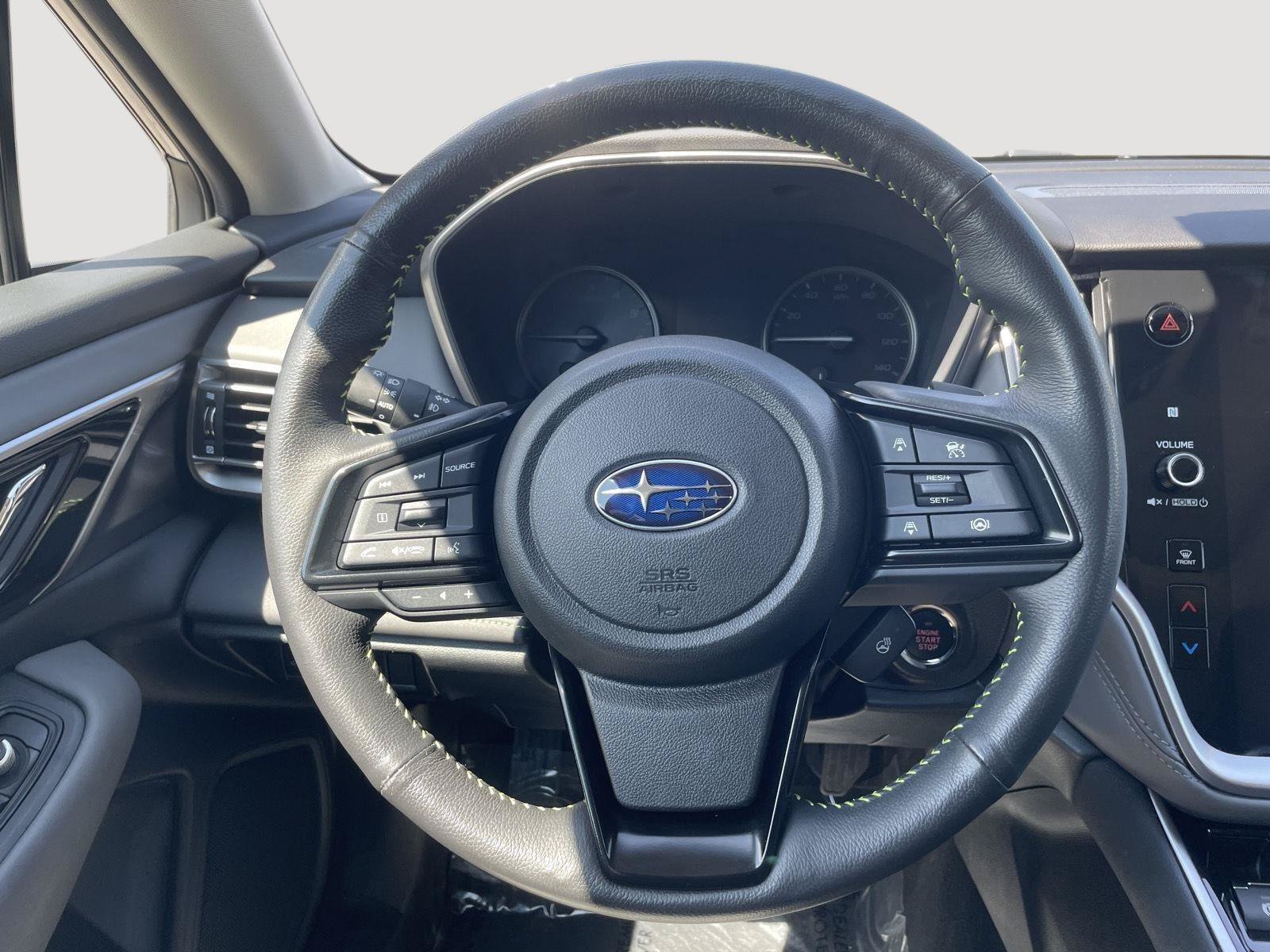 Used 2025 Subaru Outback Onyx Edition AWD/4WD image 28