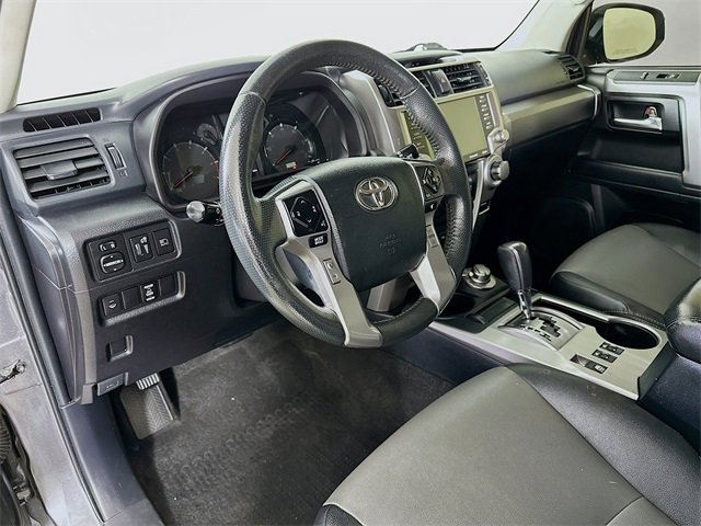 Used 2020 Toyota 4Runner SR5 Premium image 19