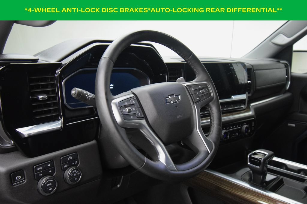Used 2024 Chevrolet Silverado 1500 LT Trail Boss w/ Convenience Package II AWD/4WD image 15