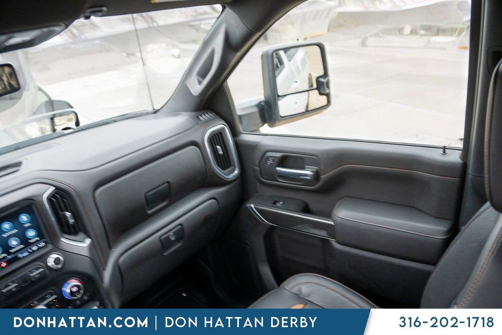 Used 2022 GMC Sierra 2500 AT4 image 14