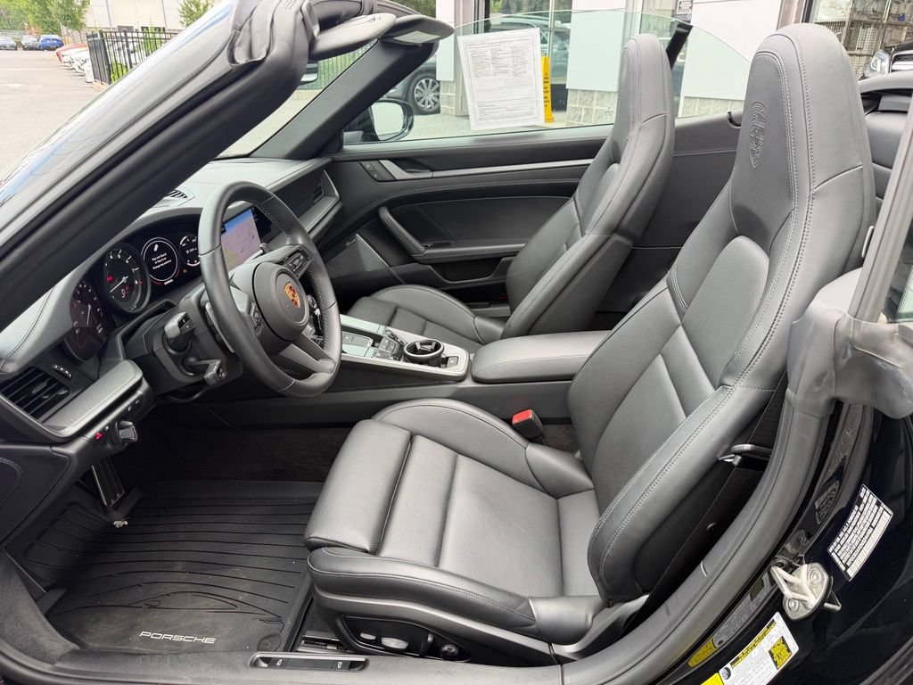 Used 2022 Porsche 911 Carrera 4S AWD/4WD image 25