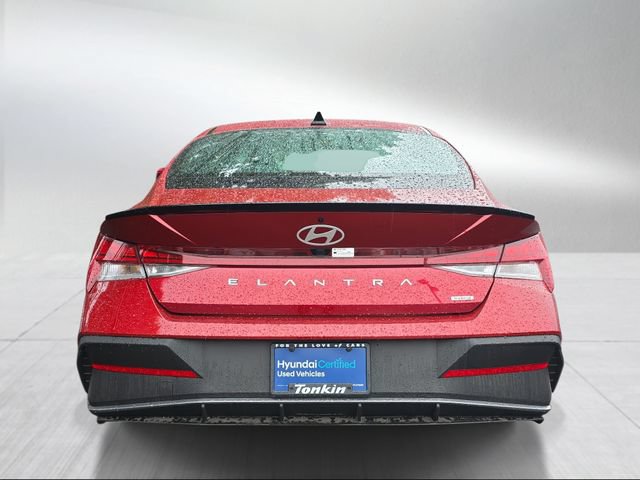Certified 2025 Hyundai Elantra SEL FWD image 4