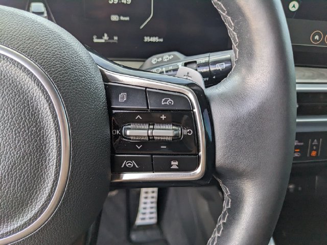 Used 2025 Kia Sorento SX Prestige AWD/4WD image 36