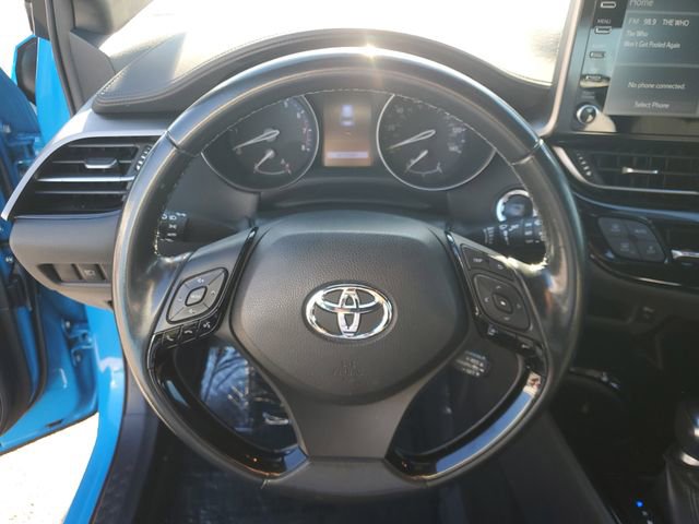 Used 2019 Toyota C-HR XLE image 20