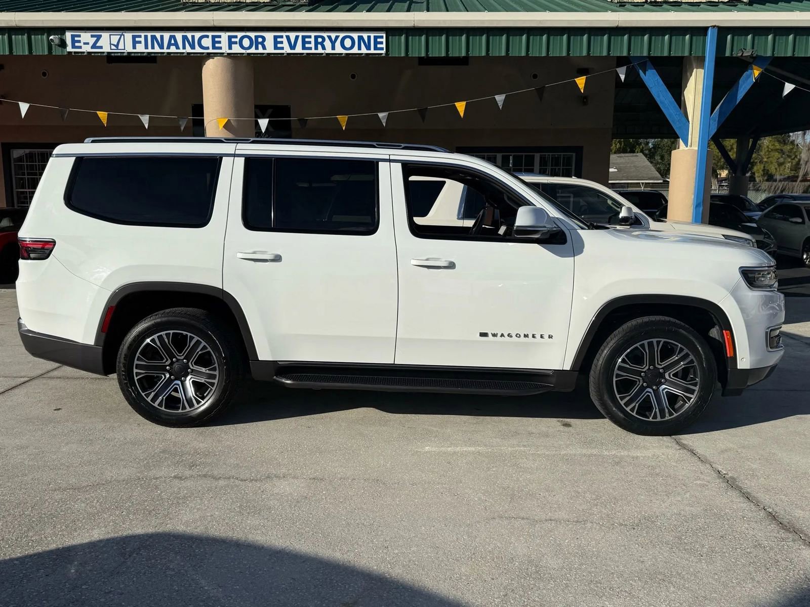 Used 2022 Jeep Wagoneer Series II image 4