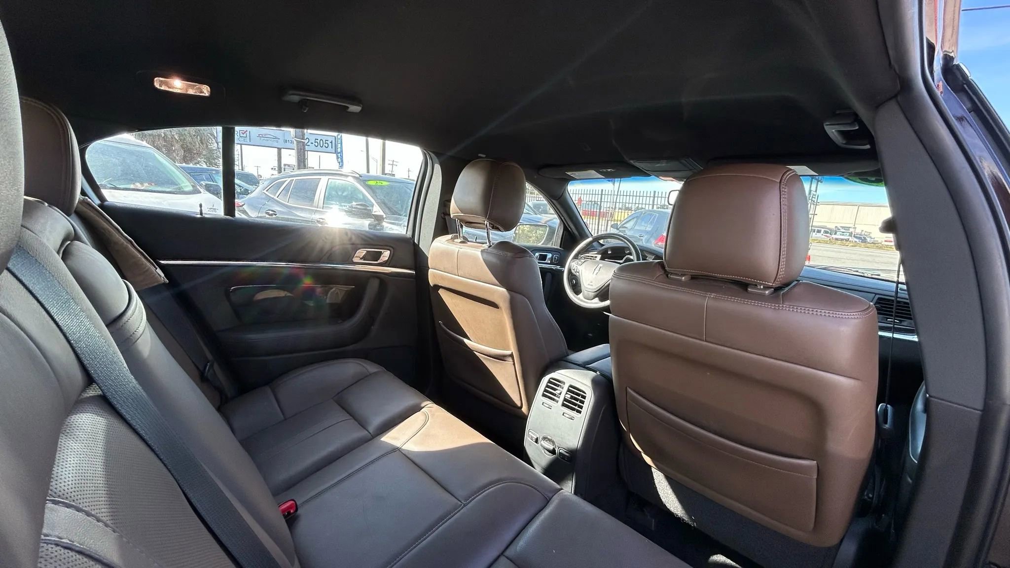 Used 2013 Lincoln MKS image 17