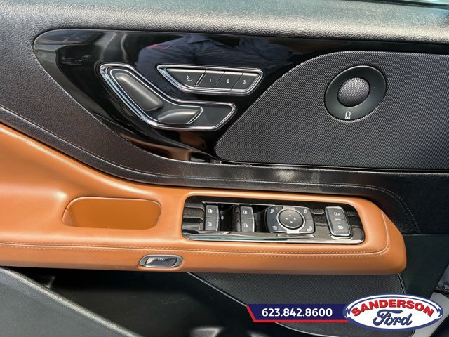 Used 2024 Lincoln Aviator Reserve w/ Jet Package RWD image 11