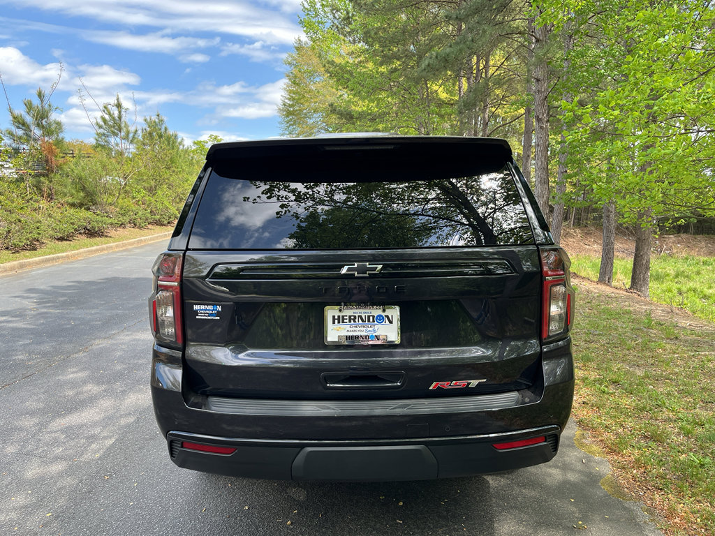 Used 2024 Chevrolet Tahoe RST w/ Luxury Package RWD image 7