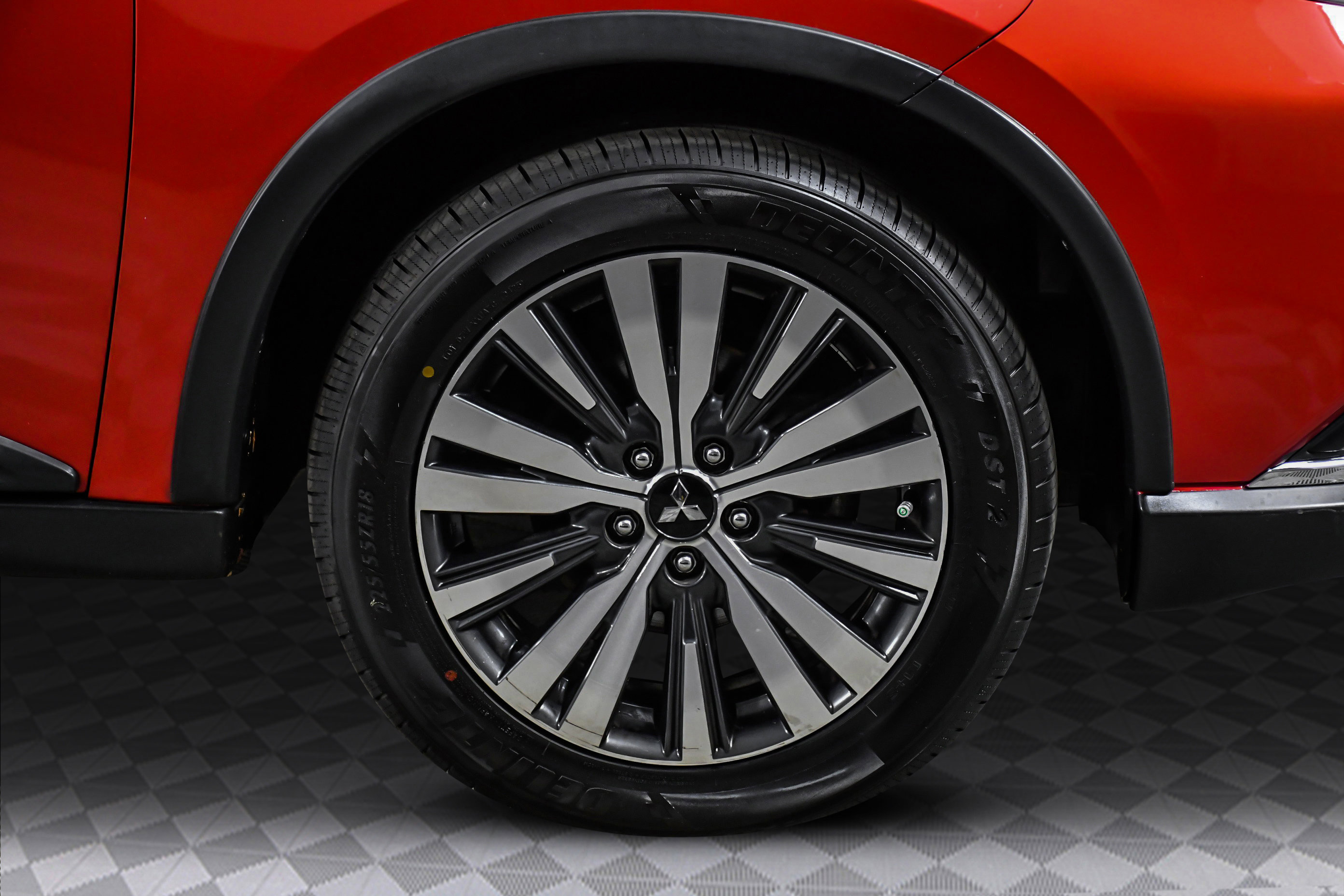 Used 2019 Mitsubishi Outlander LE image 32