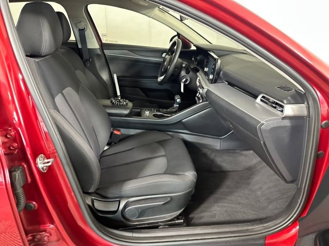 Used 2021 Kia K5 LX image 28