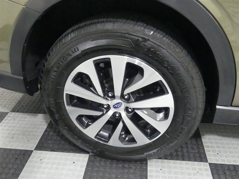 Used 2022 Subaru Outback Premium AWD/4WD image 17
