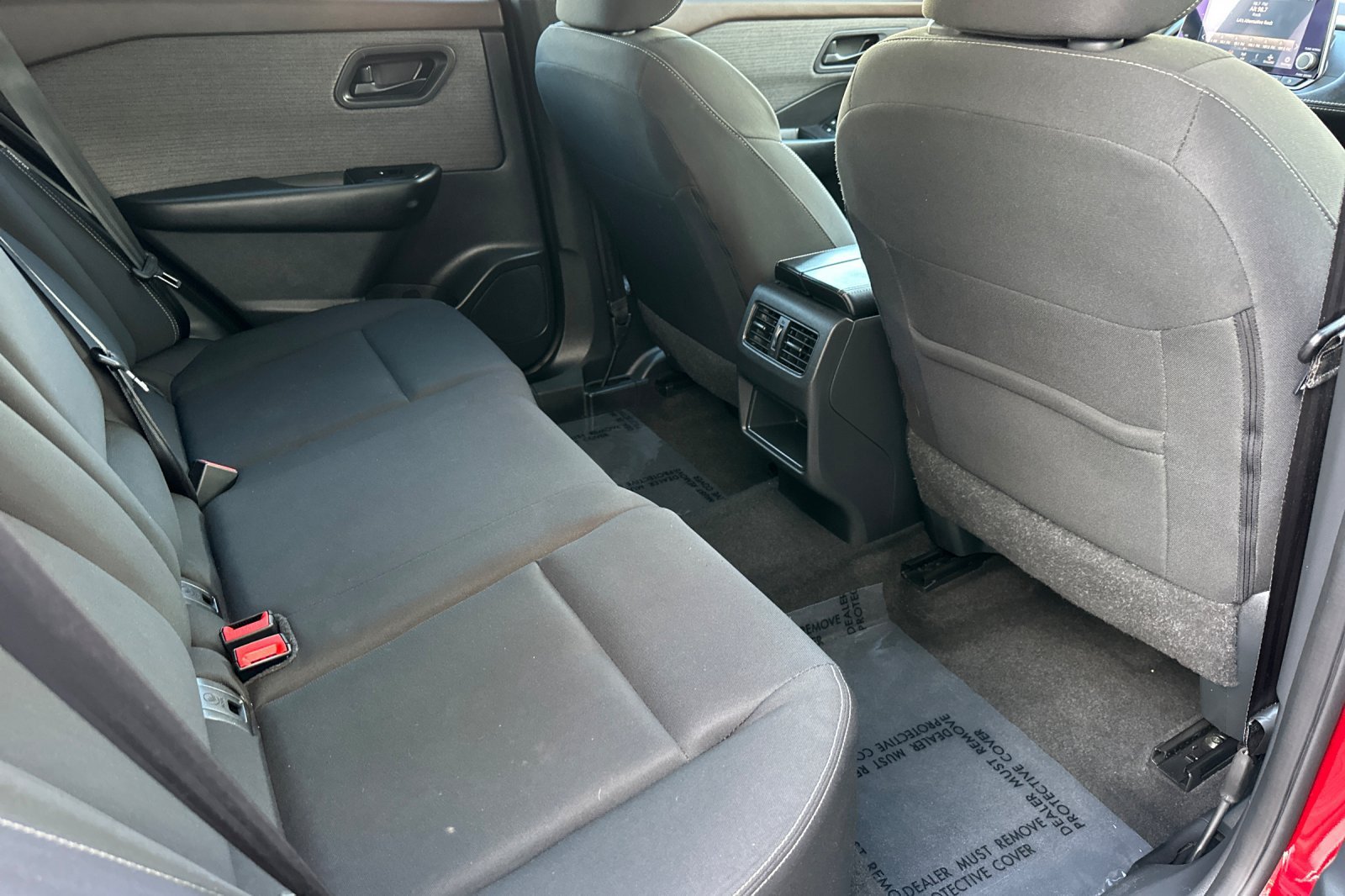 Used 2023 Nissan Rogue S FWD image 19
