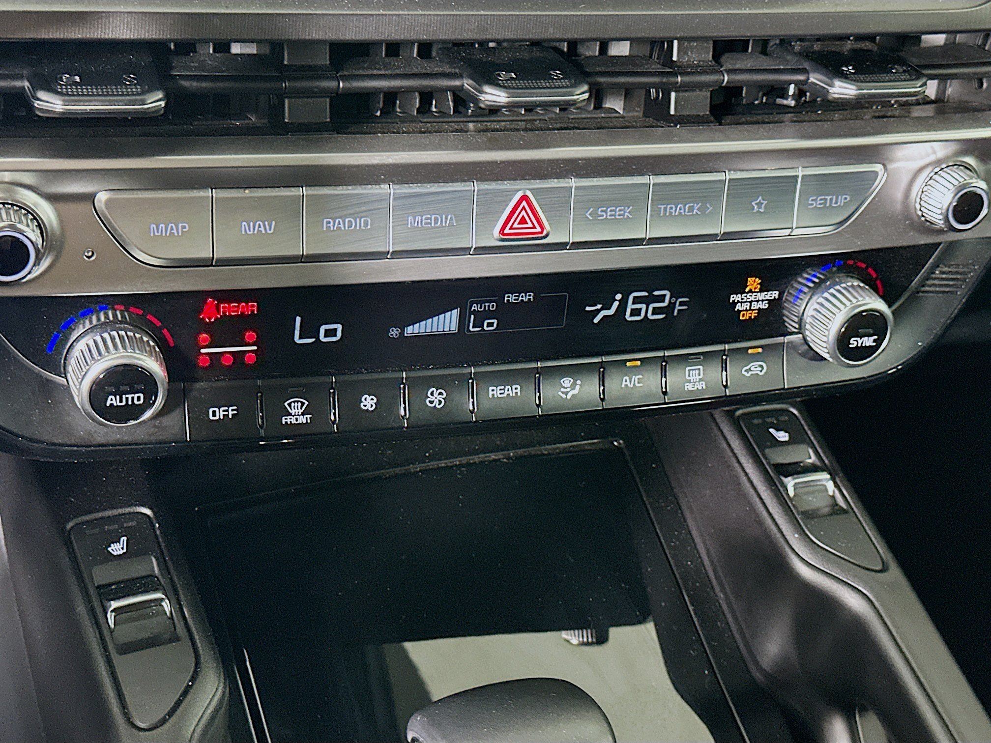Used 2025 Kia Telluride S FWD image 24