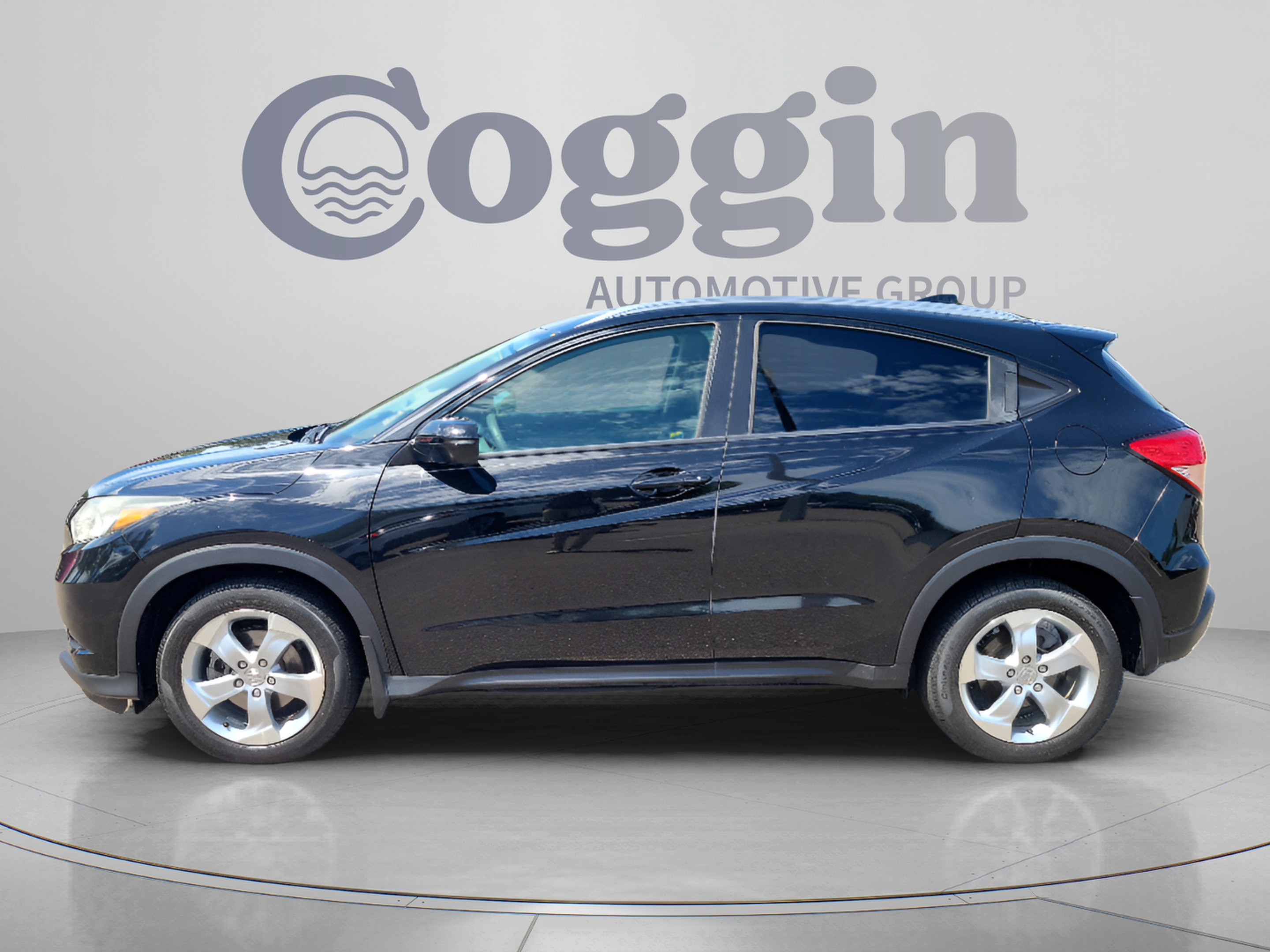Used 2016 Honda HR-V EX-L image 2