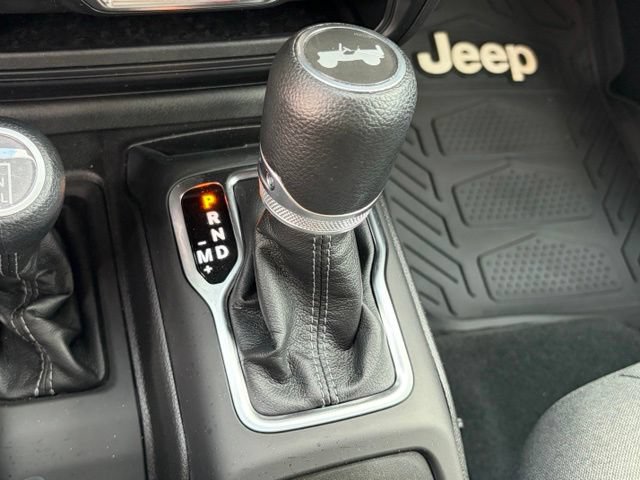 Used 2024 Jeep Wrangler Sport AWD/4WD image 22