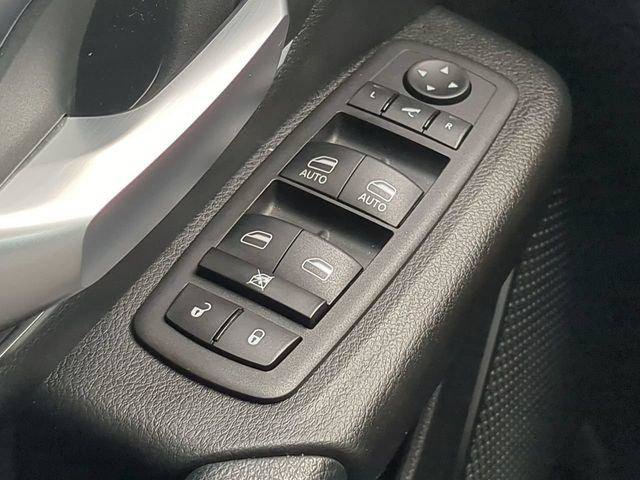 Used 2024 RAM 1500 Big Horn AWD/4WD image 30