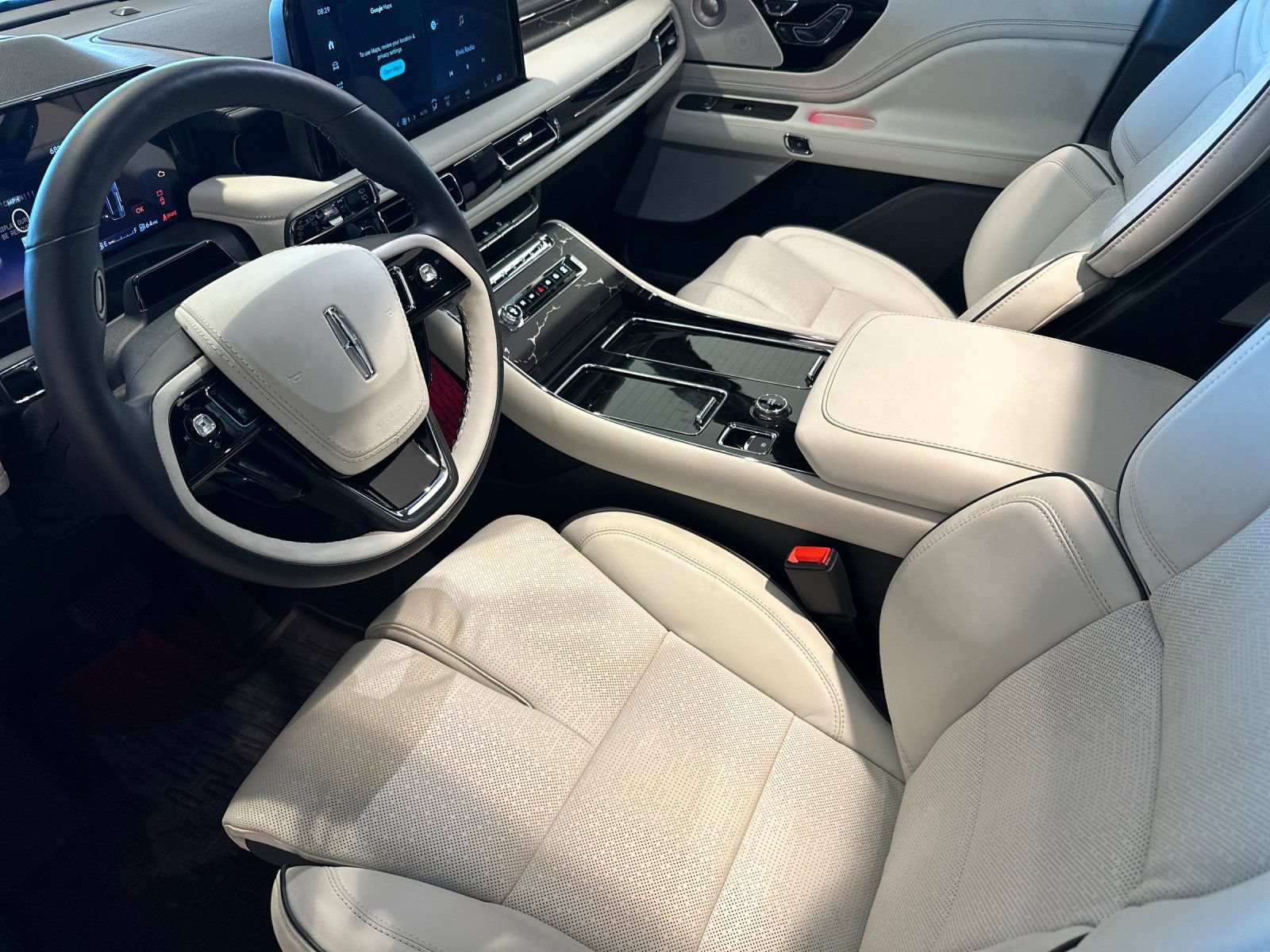 New 2026 Lincoln Aviator Black Label AWD/4WD image 9