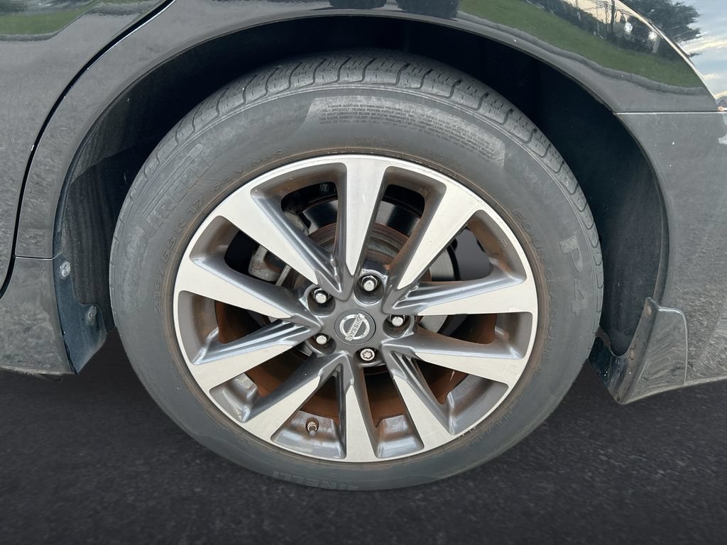 Used 2017 Nissan Altima 2.5 SV w/ Convenience Package FWD image 10