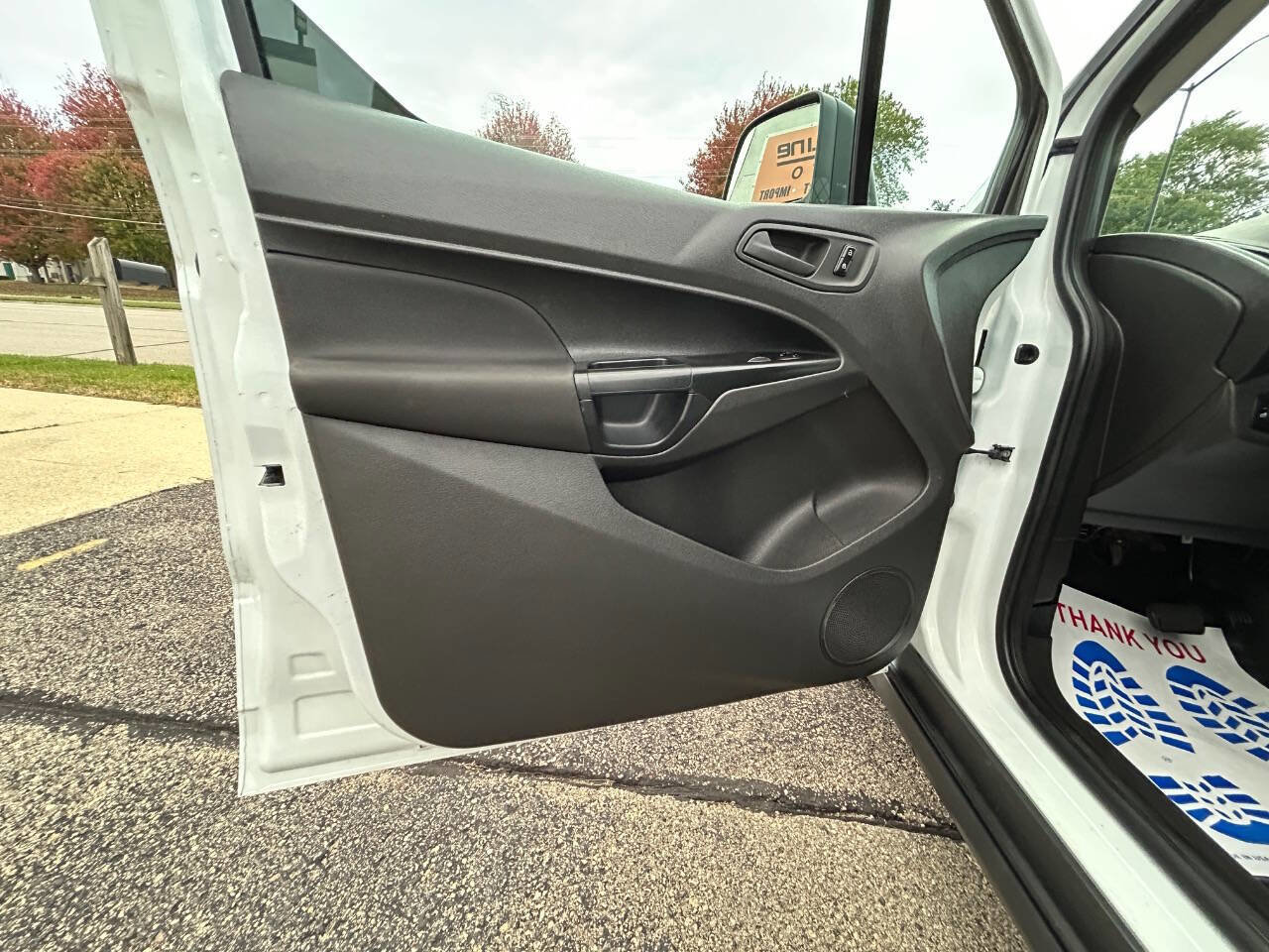 Used 2018 Ford Transit Connect XL image 22