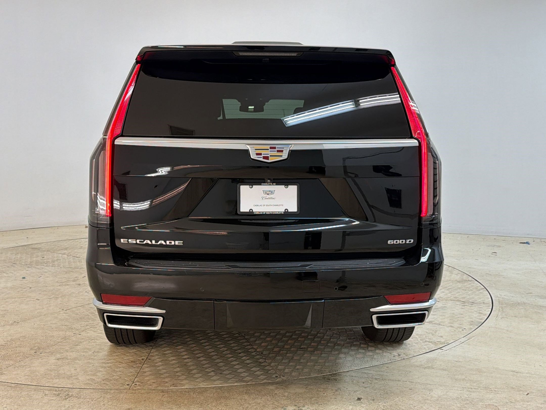 Used 2022 Cadillac Escalade ESV Luxury RWD image 10