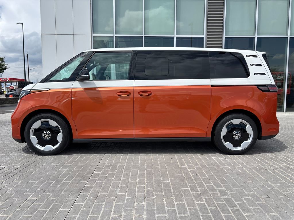 New 2025 Volkswagen ID. Buzz Pro S Plus AWD/4WD image 2