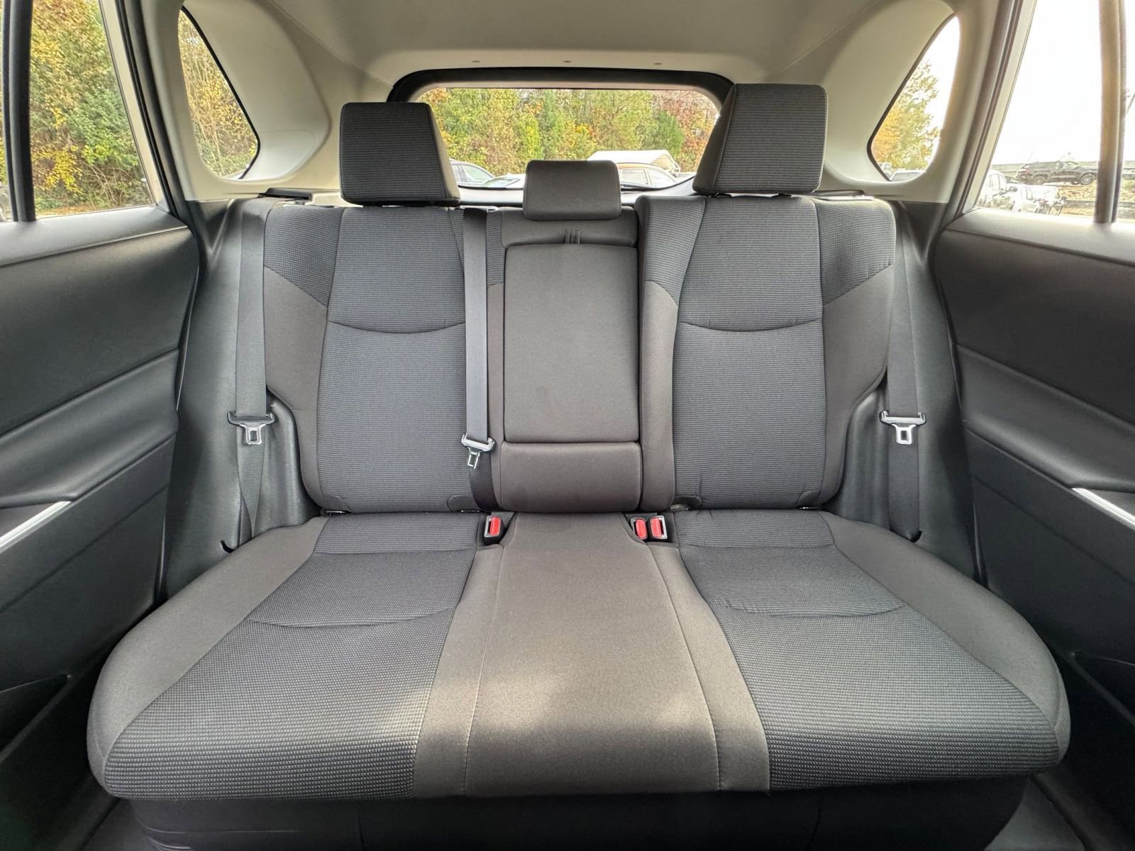 Used 2025 Toyota RAV4 LE image 33