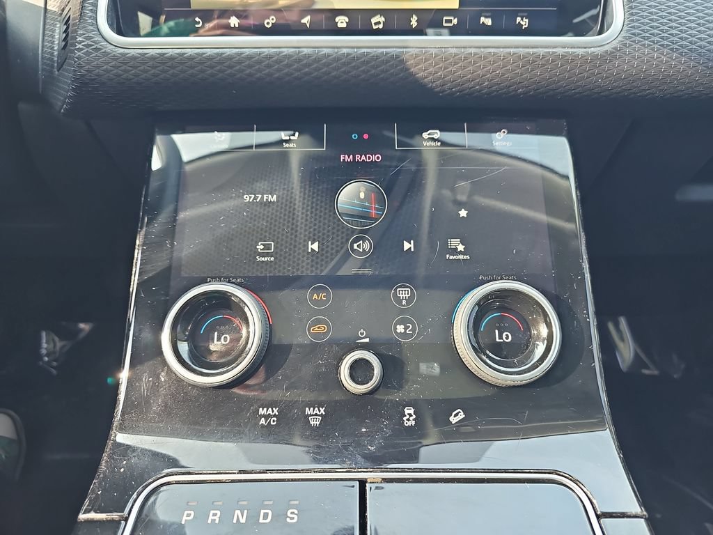 Used 2020 Land Rover Range Rover Velar S AWD/4WD image 23