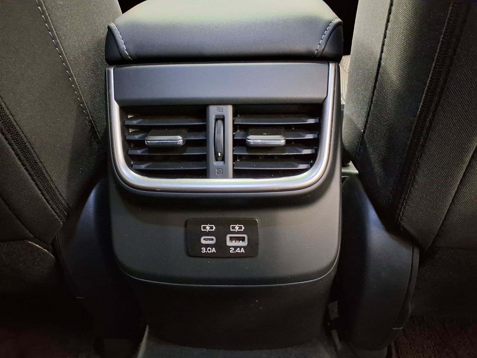 Used 2024 Subaru Outback Premium AWD/4WD image 14